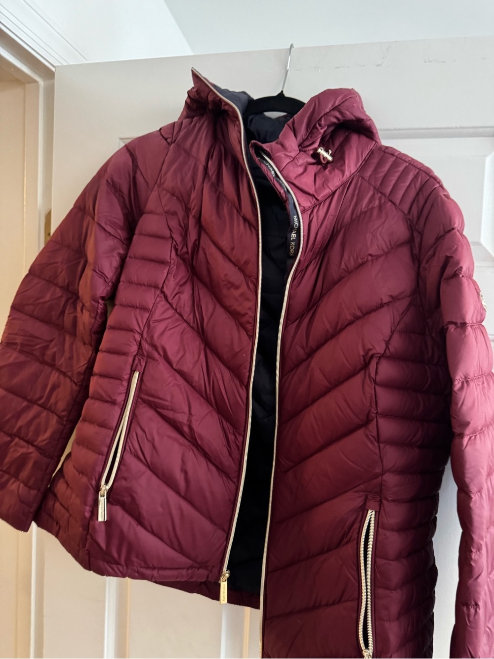 Michael Kors Burgundy Packable Down Fill Puffer Jacket Hooded Women’s L - Picture 5 of 6